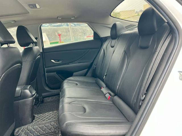 Hyundai Elantra 2021, фото 6