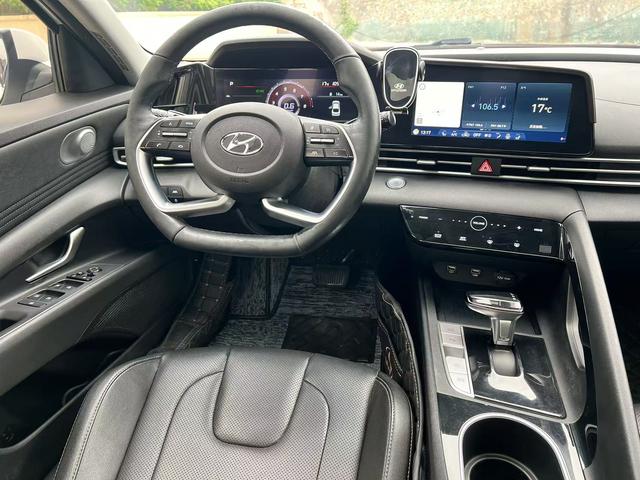 Hyundai Elantra 2021, фото 11