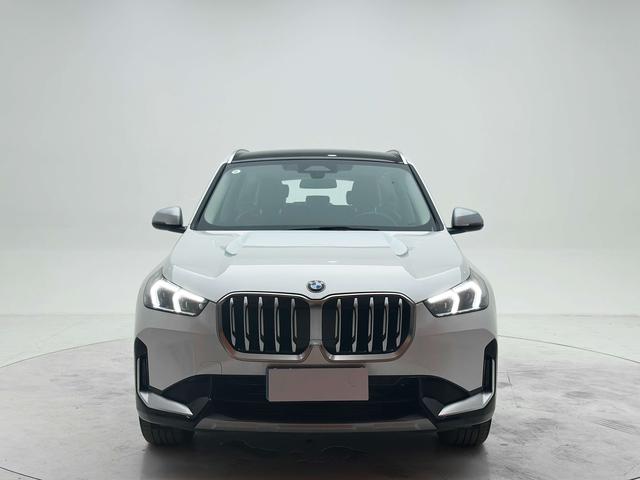 BMW X1 2023, фото 2
