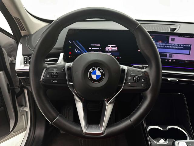 BMW X1 2023, фото 11