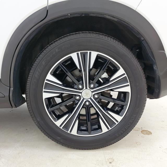 Mitsubishi Eclipse Cross 2022, фото 16