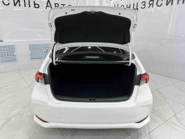 Toyota Corolla 2022, фото 17