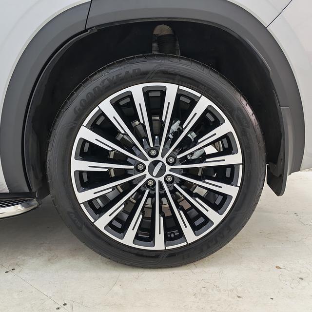 Geely Xingyue L 2025, фото 17