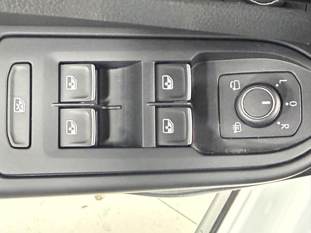 Volkswagen Golf 2022, фото 15
