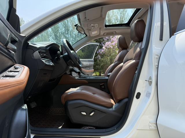 Geely Emgrand X6 2021, фото 10