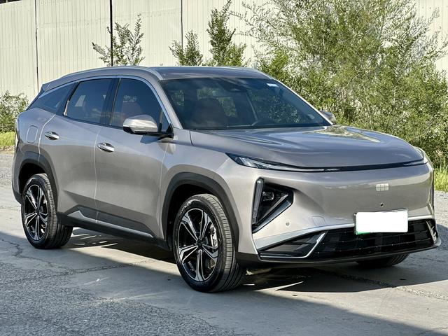 Geely Galaxy L7 2025, фото 3