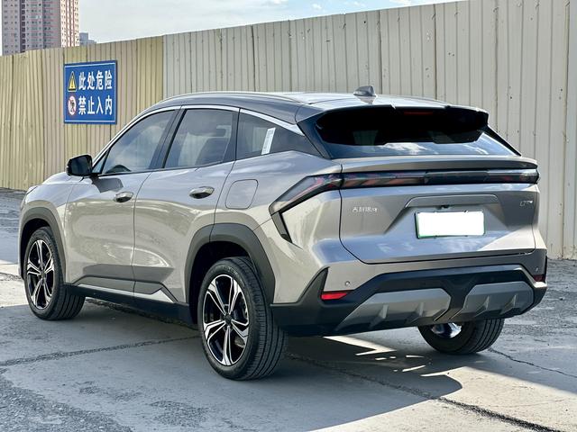 Geely Galaxy L7 2025, фото 9