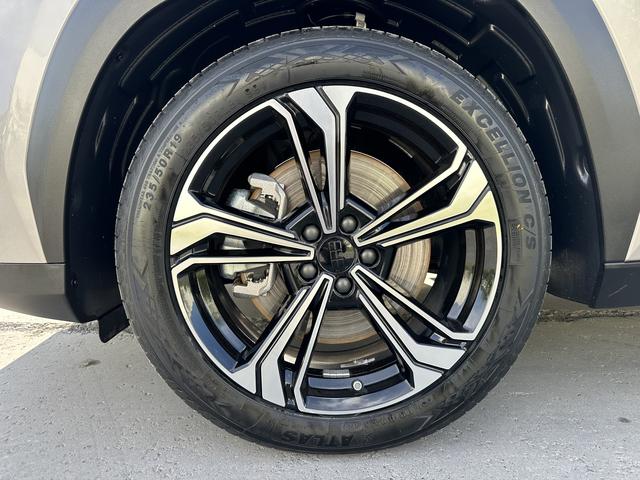 Geely Galaxy L7 2025, фото 11