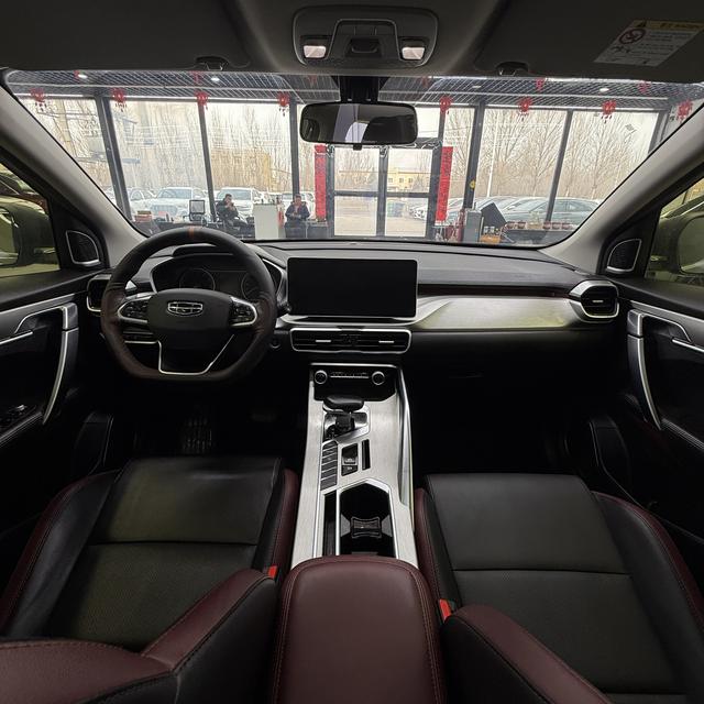 Geely Binyue 2021, фото 14