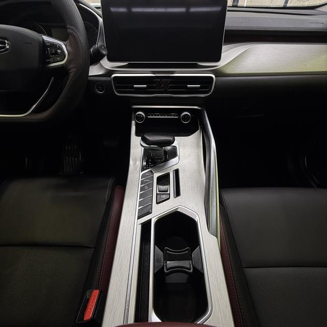 Geely Binyue 2021, фото 15