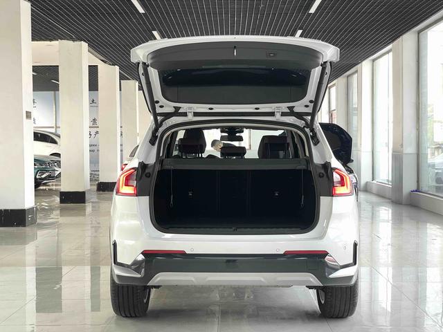 BMW X1 2023, фото 16