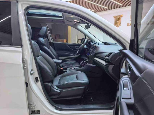 Subaru Forester 2022, фото 11