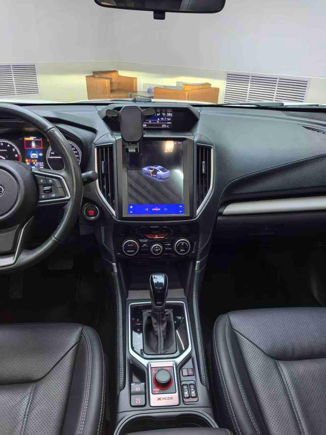 Subaru Forester 2022, фото 16