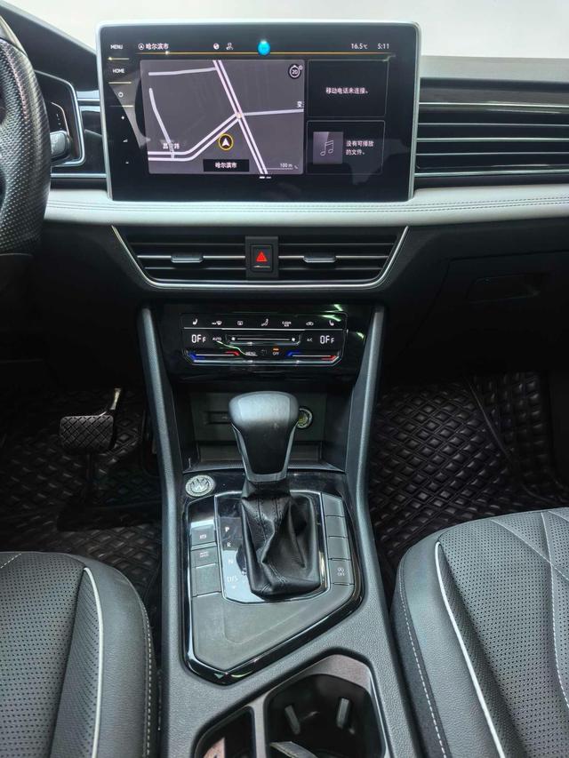 Volkswagen Tiguan 2023, фото 16