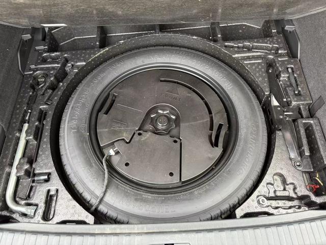 Audi Q3 2022, фото 16