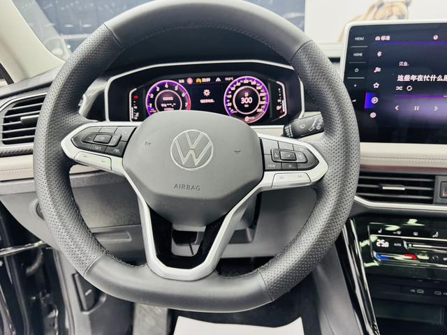 Volkswagen Tayron 2023, фото 9