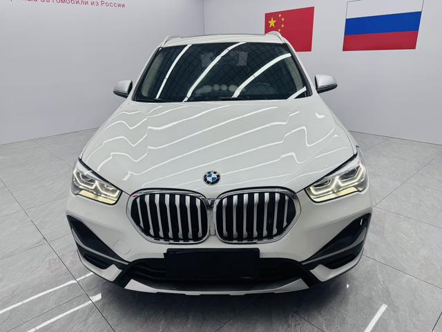 BMW X1 2022, фото 2