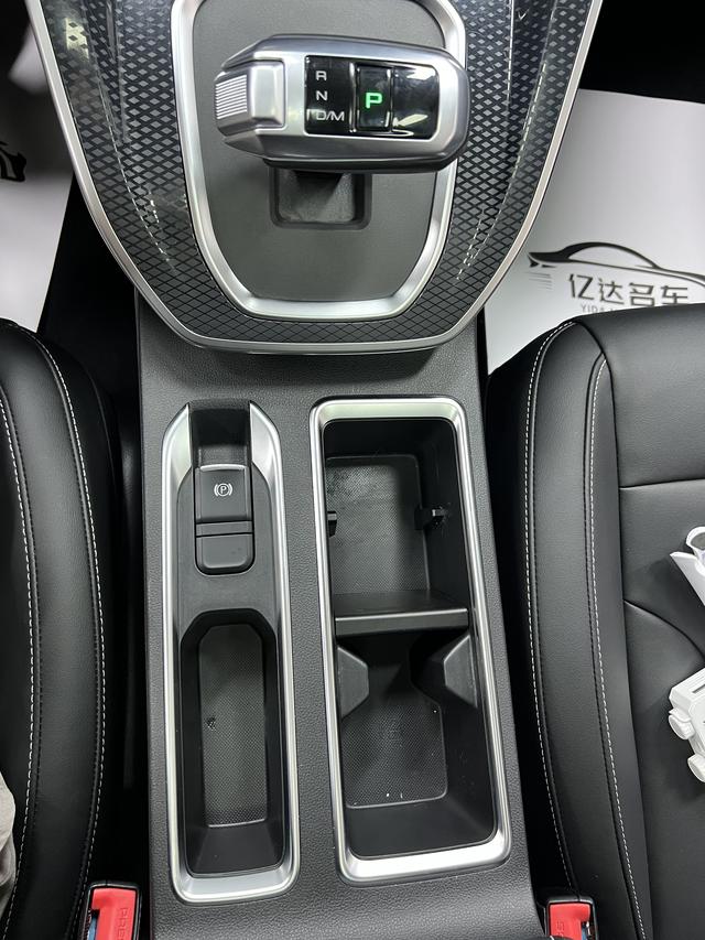 Haval M6 2021, фото 11