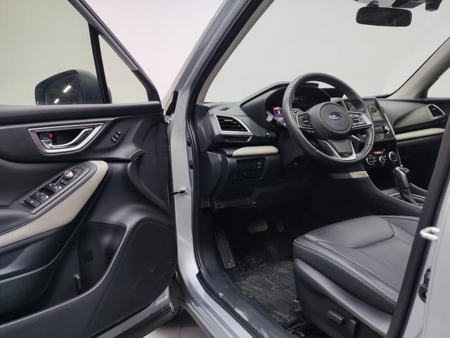 Subaru Forester 2022, фото 8