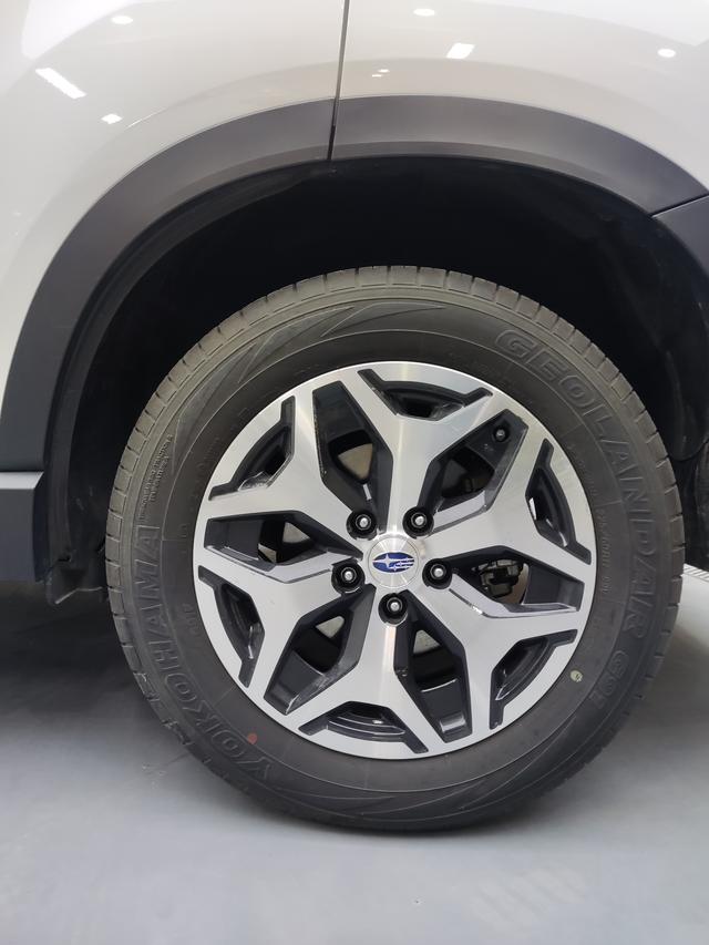Subaru Forester 2022, фото 17
