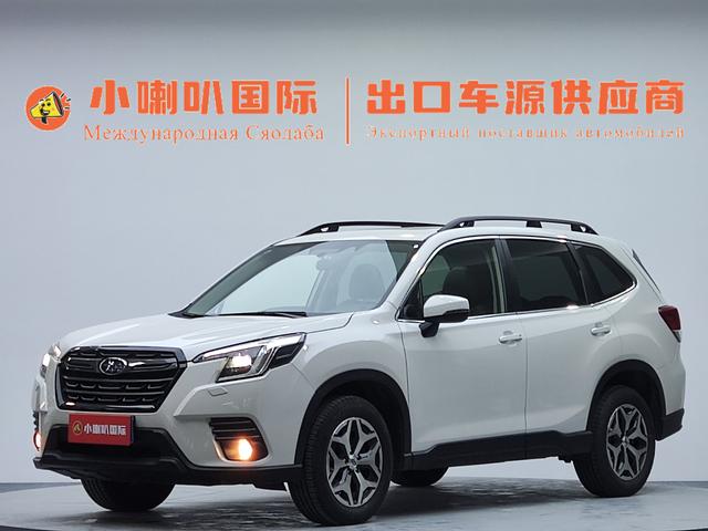 Subaru Forester 2022, фото 2