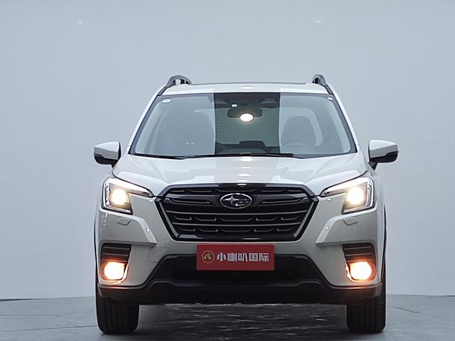 Subaru Forester 2022, фото 4