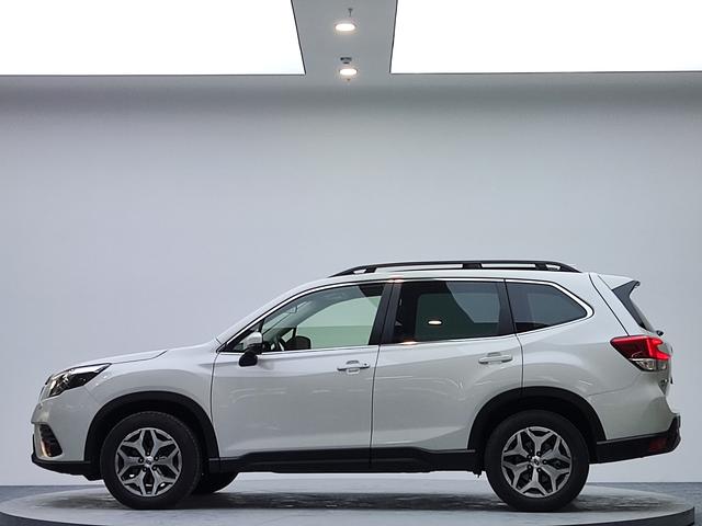 Subaru Forester 2022, фото 7