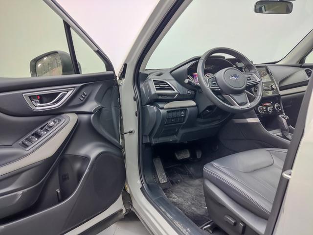 Subaru Forester 2022, фото 12