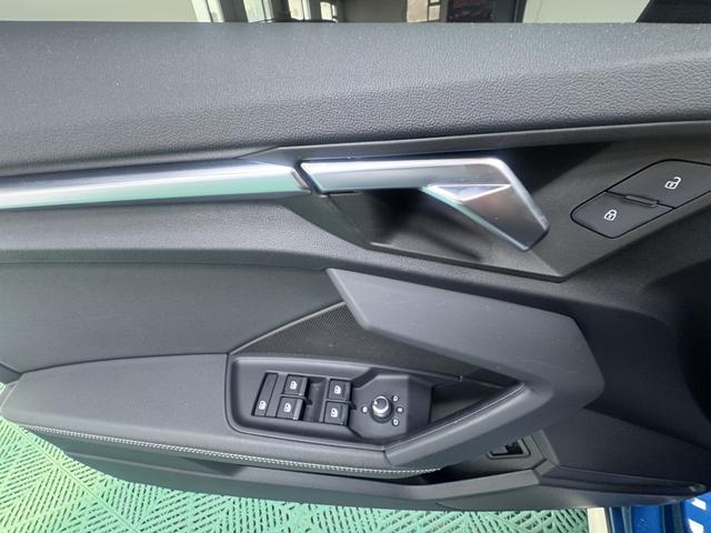 Audi A3 2022, фото 14