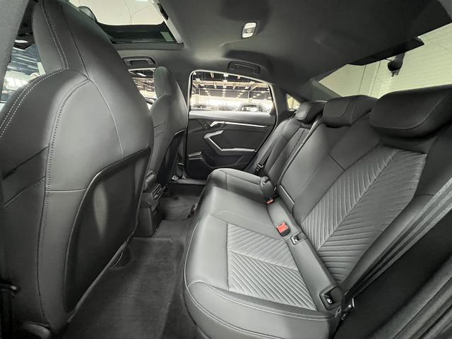 Audi A3 2022, фото 7