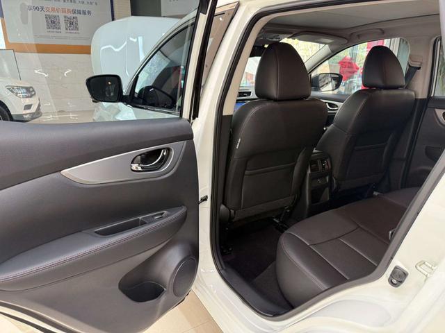 Nissan Qashqai 2023, фото 17