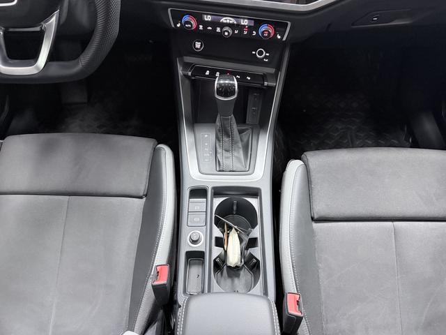 Audi Q3 2022, фото 17