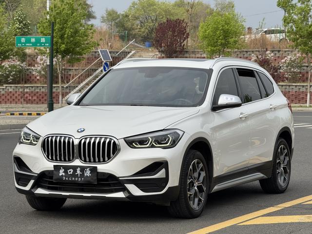 BMW X1 2022, фото 2