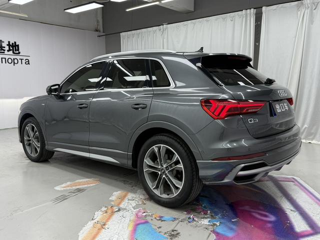 Audi Q3 2022, фото 4