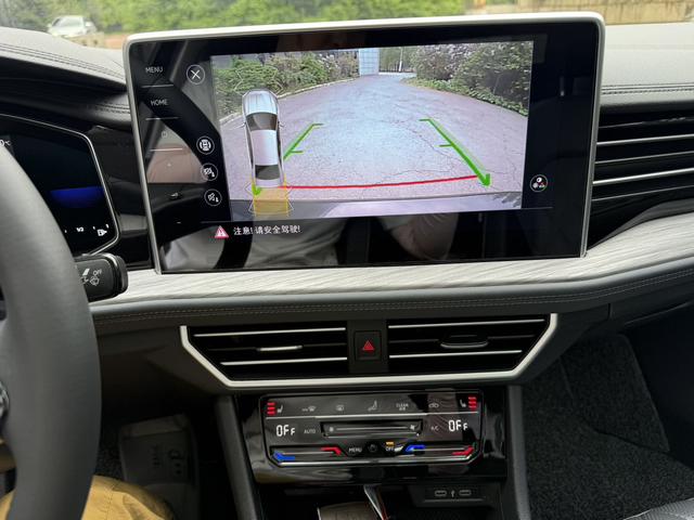 Volkswagen Jetta 2023, фото 7