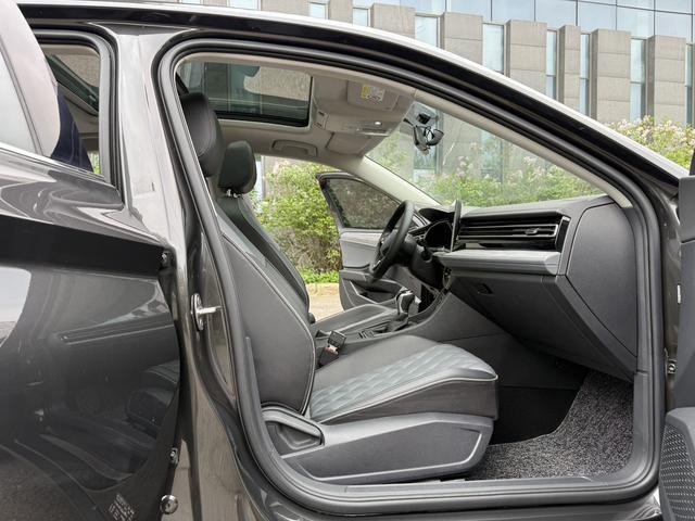 Volkswagen Jetta 2023, фото 16