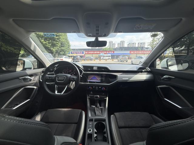 Audi Q3 2023, фото 15