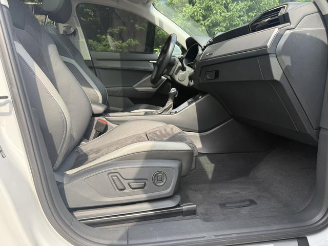 Audi Q3 2023, фото 17