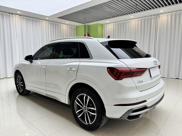 Audi Q3 2022, фото 14