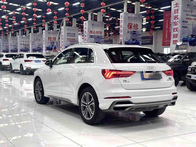 Audi Q3 2022, фото 4