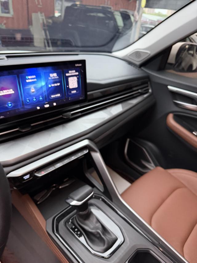Geely Emgrand X6 2021, фото 15