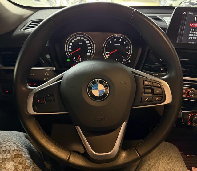 BMW X1 2022, фото 15