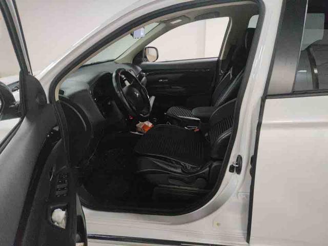 Mitsubishi Outlander 2021, фото 8
