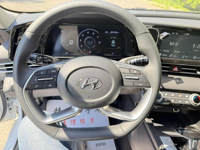 Hyundai Elantra 2022, фото 14