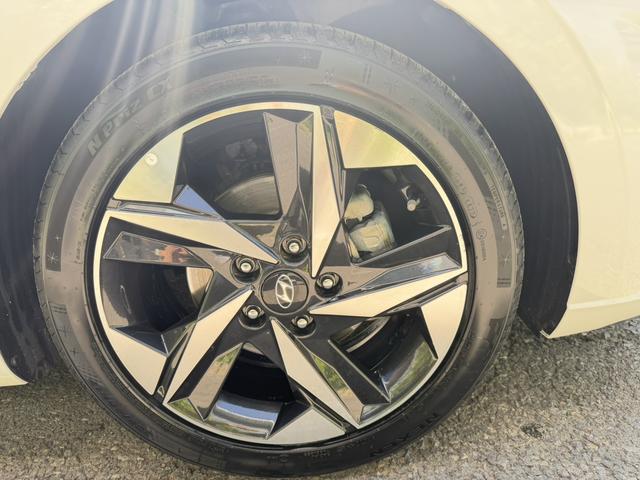 Hyundai Elantra 2022, фото 17