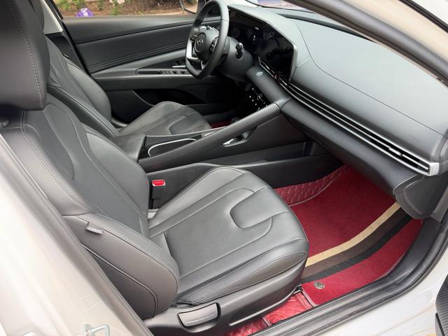 Hyundai Elantra 2022, фото 16
