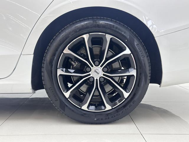 Volvo S60 2022, фото 16