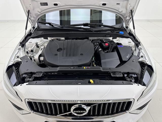Volvo S60 2022, фото 17