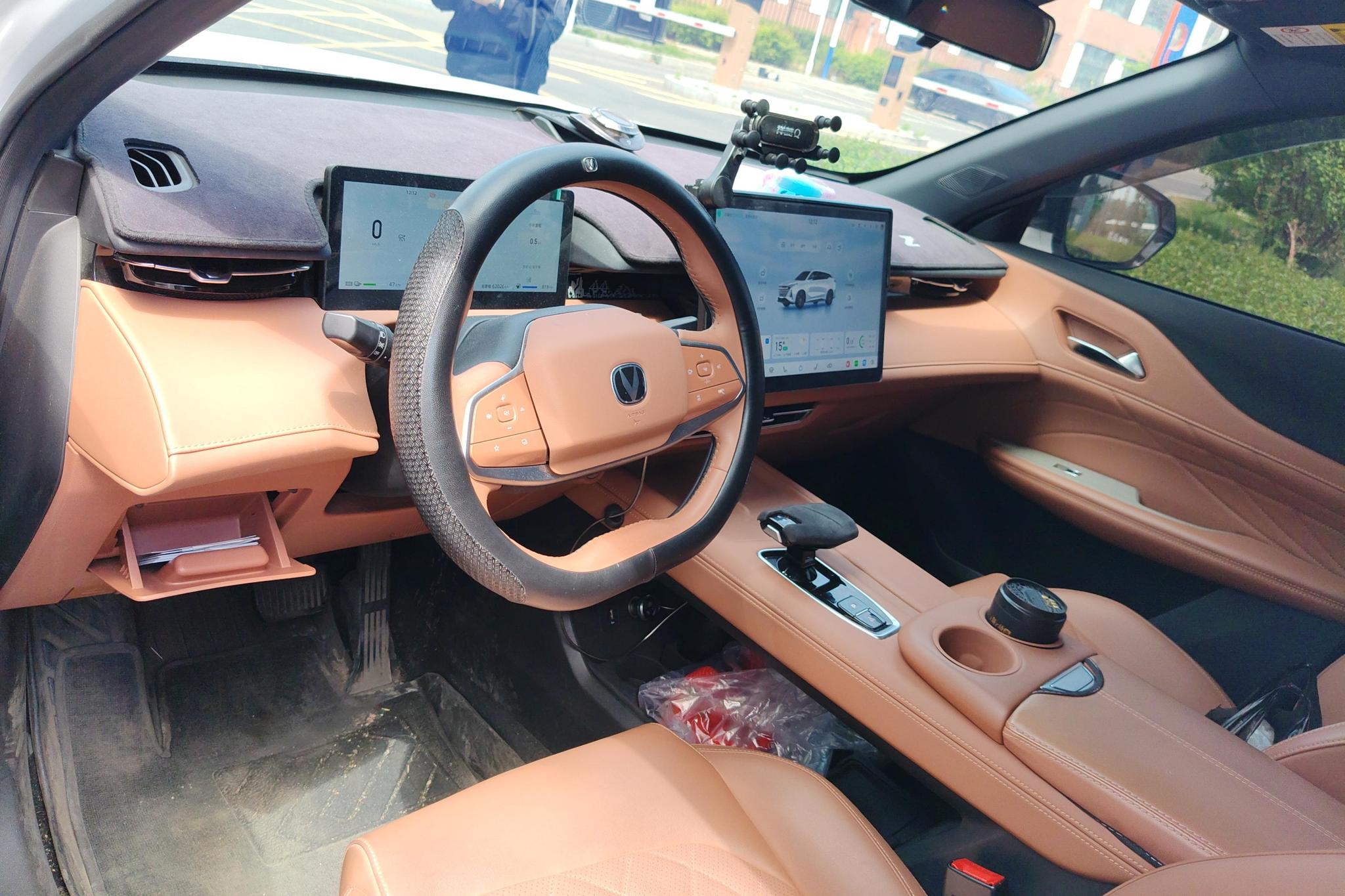 Changan UNI-Z PHEV 2024, фото 14