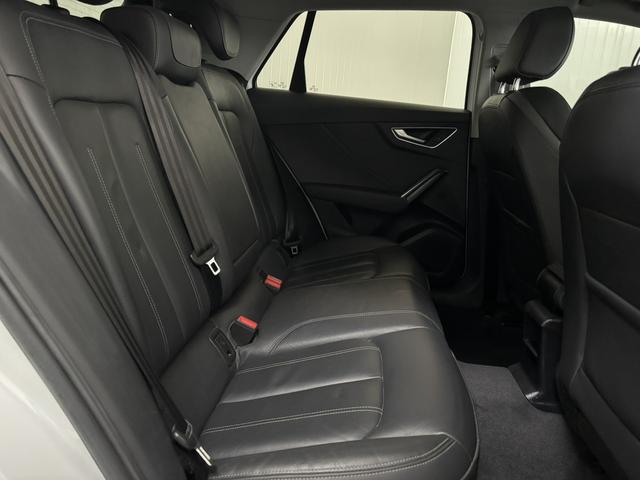 Audi Q2L 2022, фото 14